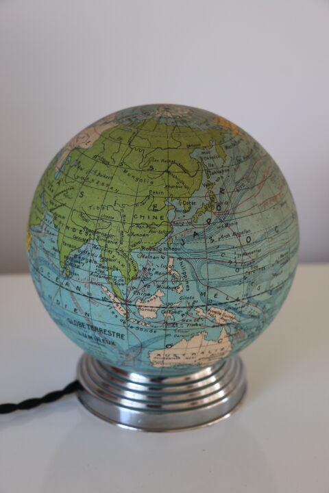 Globe terrestre lumineux verre 1950