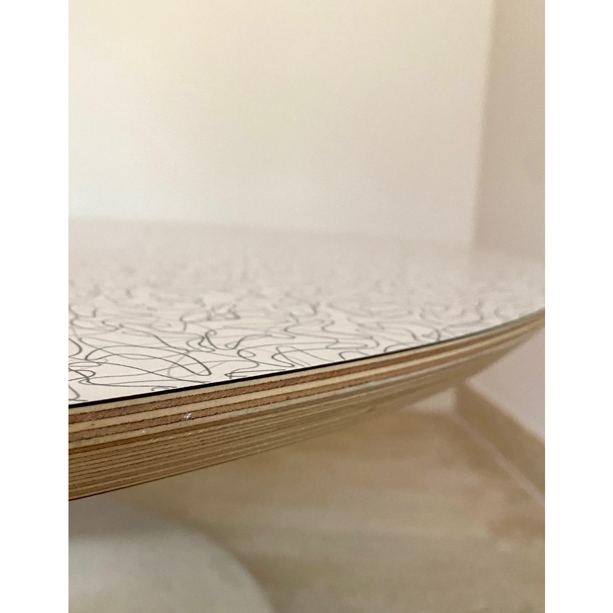 Round coffee table by Pierre Paulin for Artifort, 1990