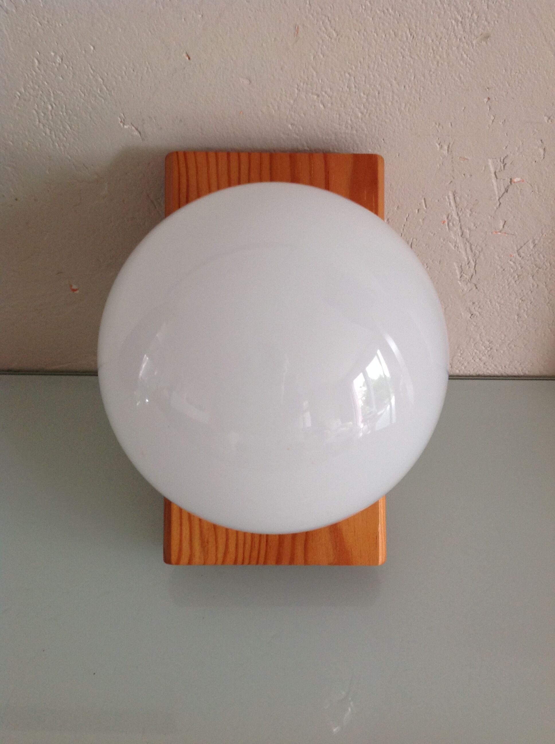 White opaline opaline wall lamp Scandinavian style / vintage 60s-70s