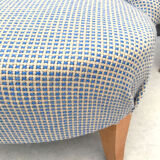 Re-tapisd toad chair