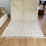 Berber carpet Beni Ouarain with black polka dots and relief 160x260