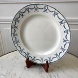 plat rond en Terre de Fer bleu U&C Digoin Sarreguemines modèle Les Ternes fin XIXème