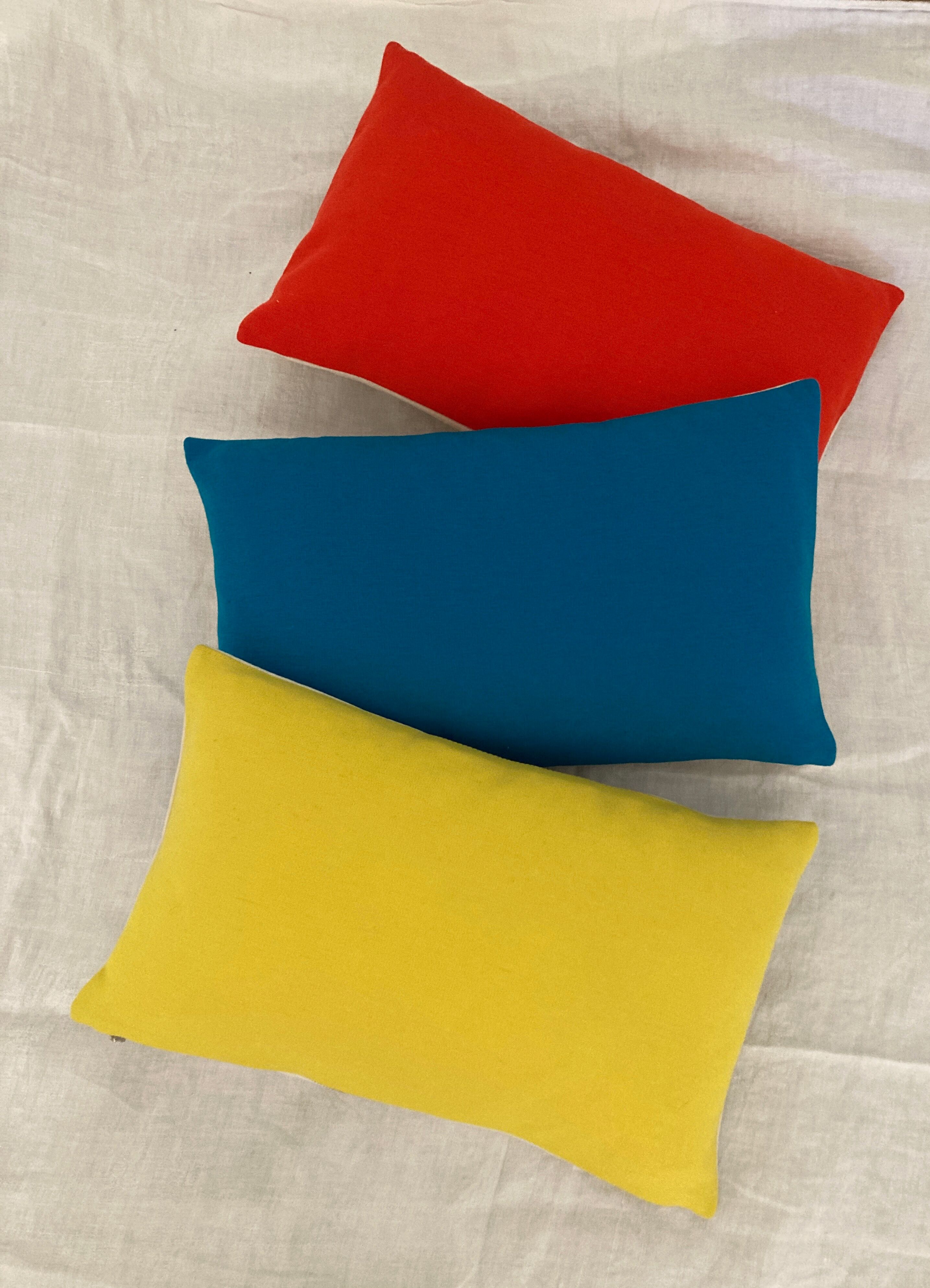 Set of 3 cushions in Racine wool jersey, space age 1960