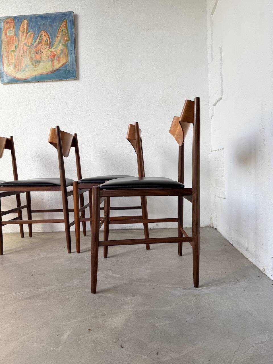 Set of 4 Italian chairs by Gianfranco Frattini.