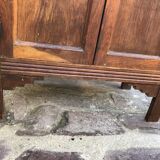 Armoire parisienne