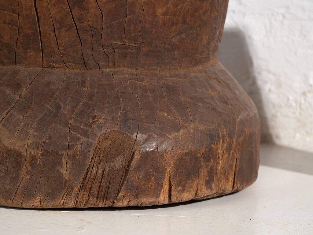 Mortier et pilon anciens de style wabi-sabi (c.1920) #1