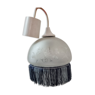 Suspension opaline charleston de 1970