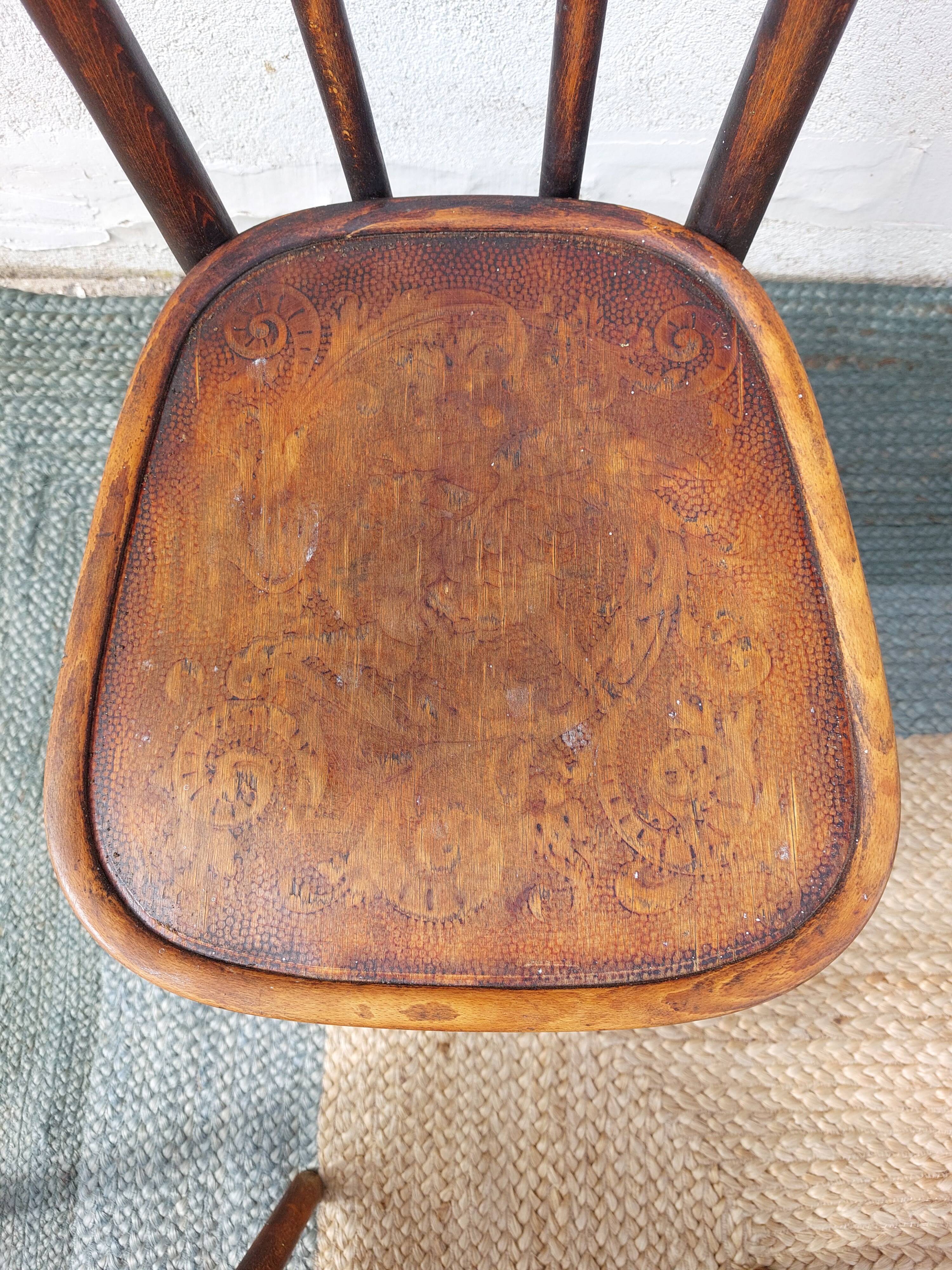 6 Luterma bistro chairs with pattern on the seat