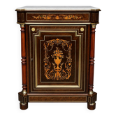 Commode élégante de style Napoléon III. Marqueterie en bois précieux. Bronze doré, dessus en marbre.