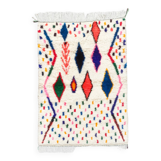 Tapis berbère marocain Azilal à motifs colorés 1,47x1,07m