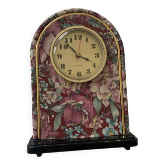 Rounded table clock in floral fabric