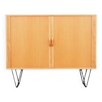 Armoire en frêne, design danois, années 1970, production : Danemark