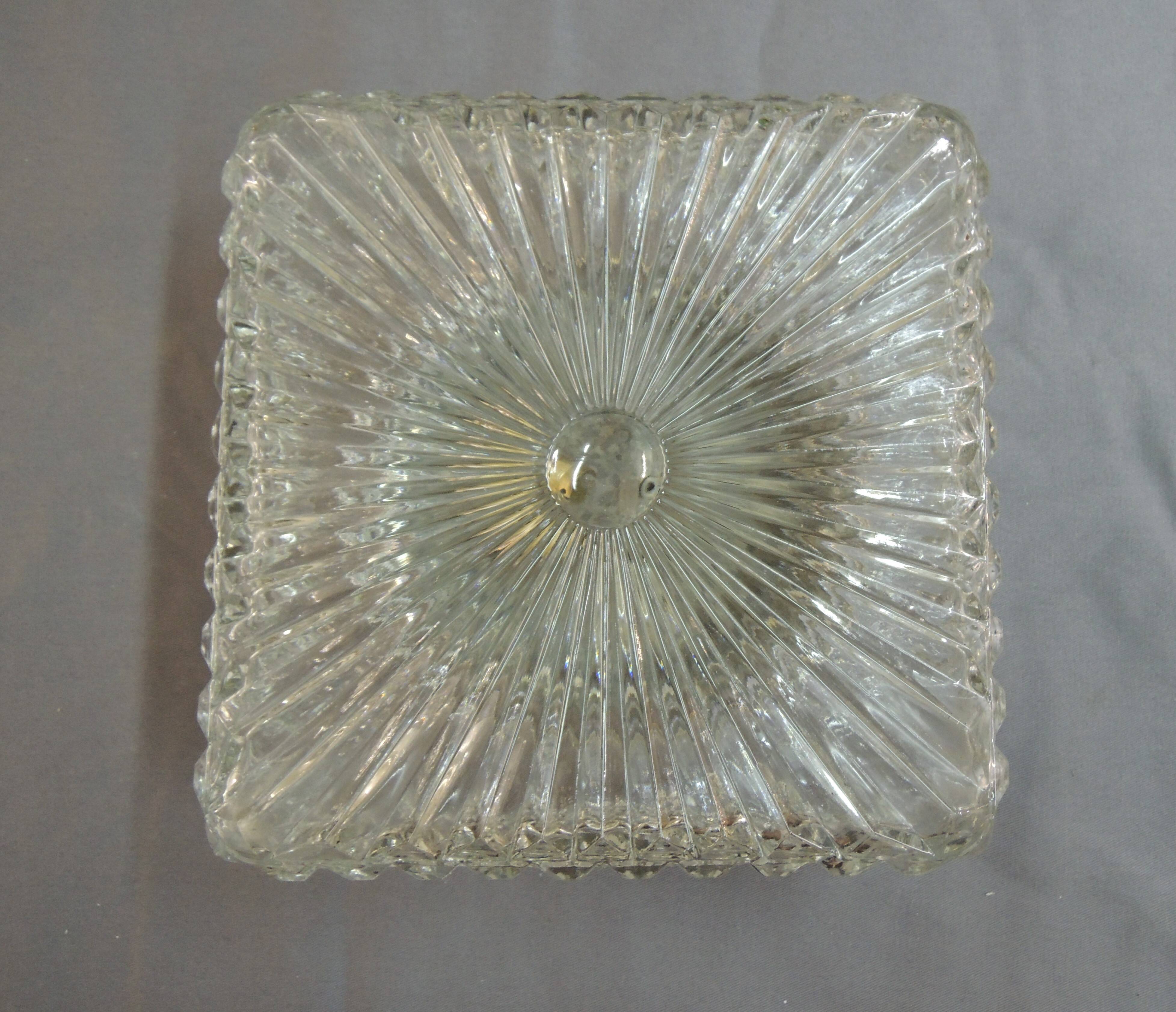 Plafonnier carré en verre moulé