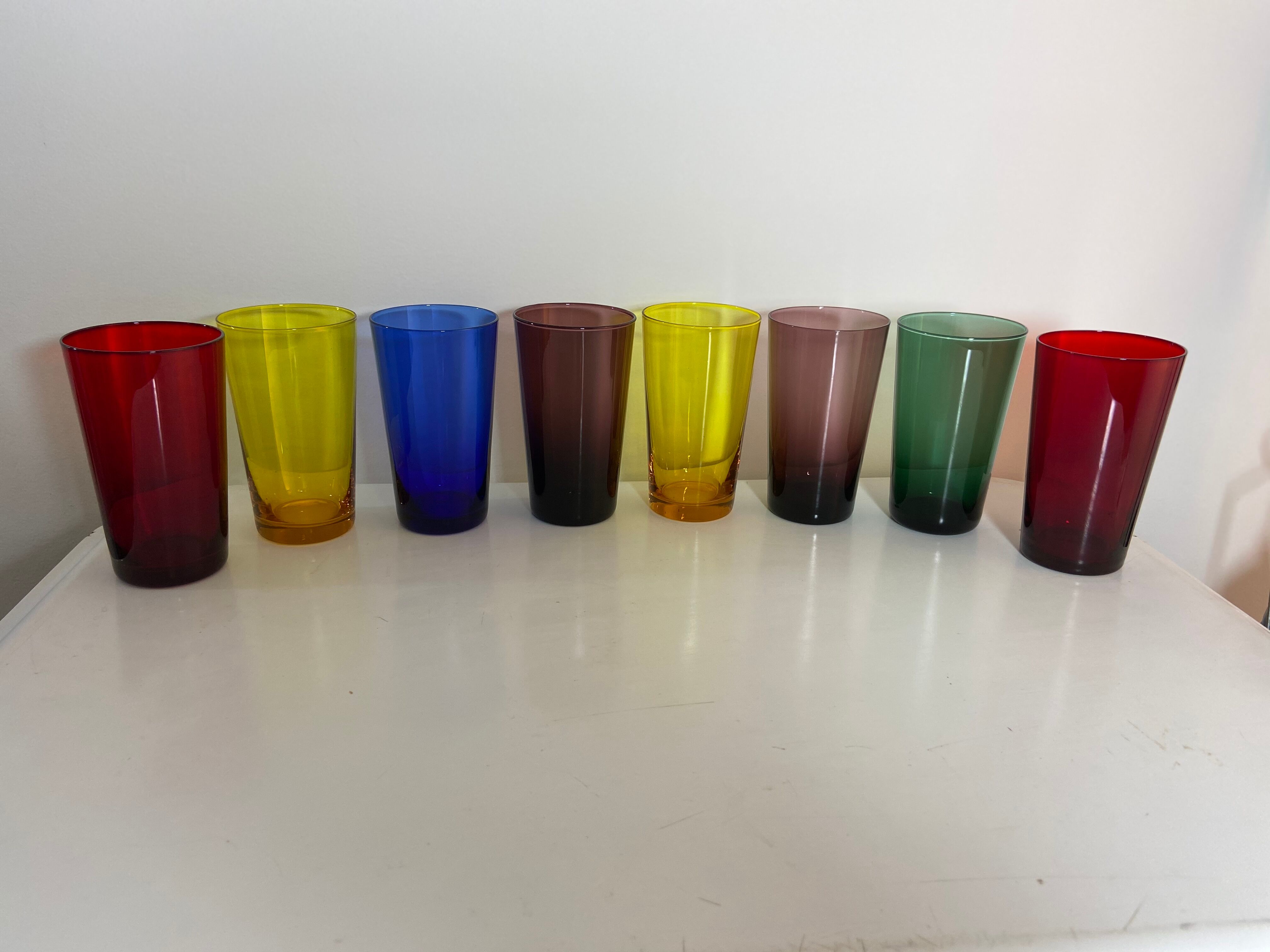 Series of 8 glasses of vintage colors 1970 Italy