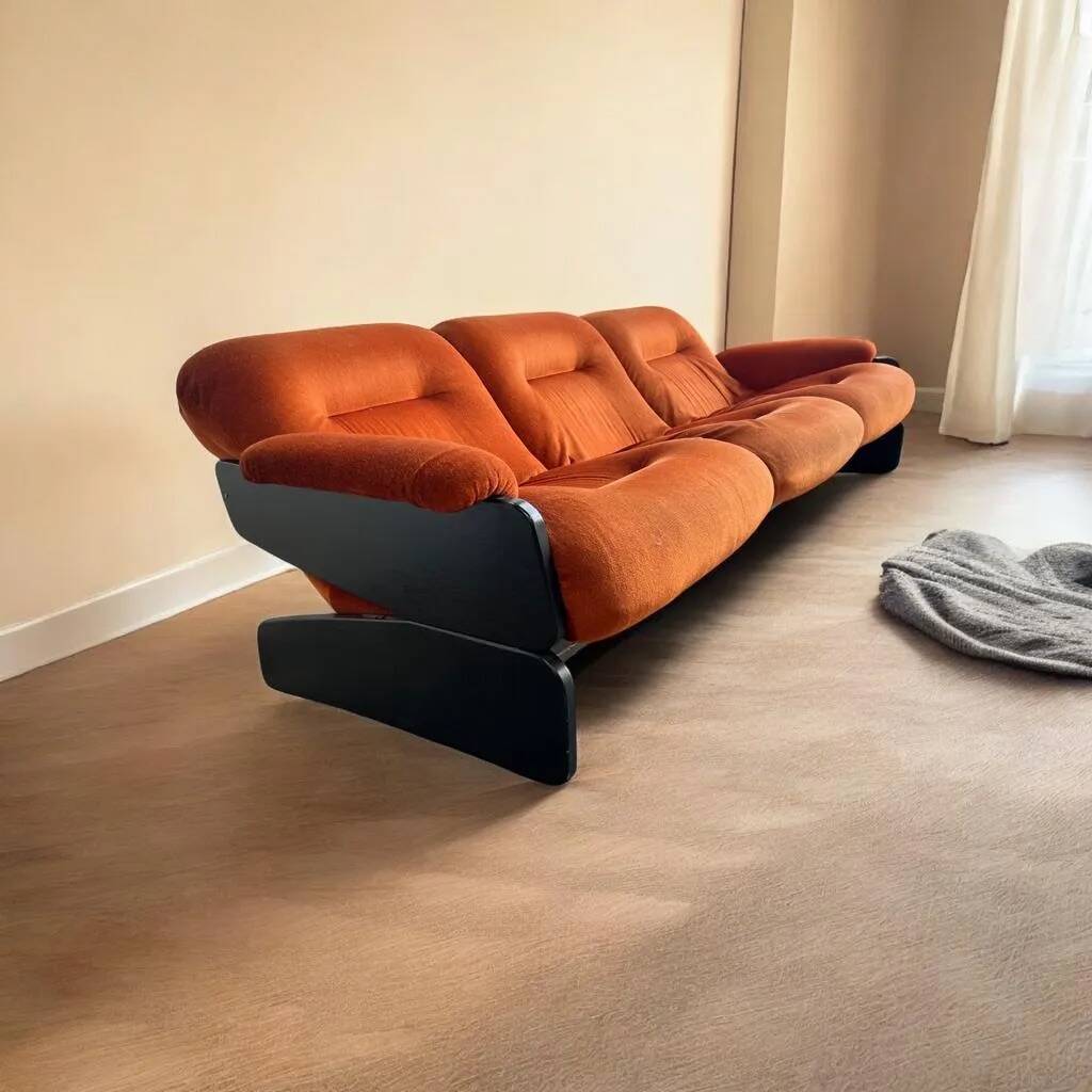 ARMCHAIR / SOFA / VINTAGE SOFA FROM THE 70S