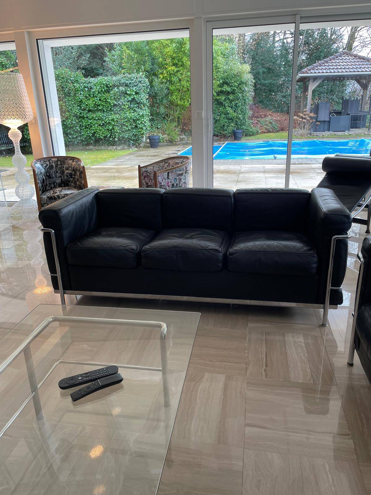 Lecorbusier LC2 sofa