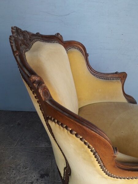 Bergere Louis XV ep 1930/40 walnut gondola