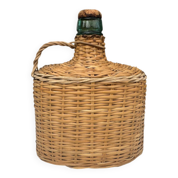 Green blown glass jug, wicker braided sleeve Bandeira.
