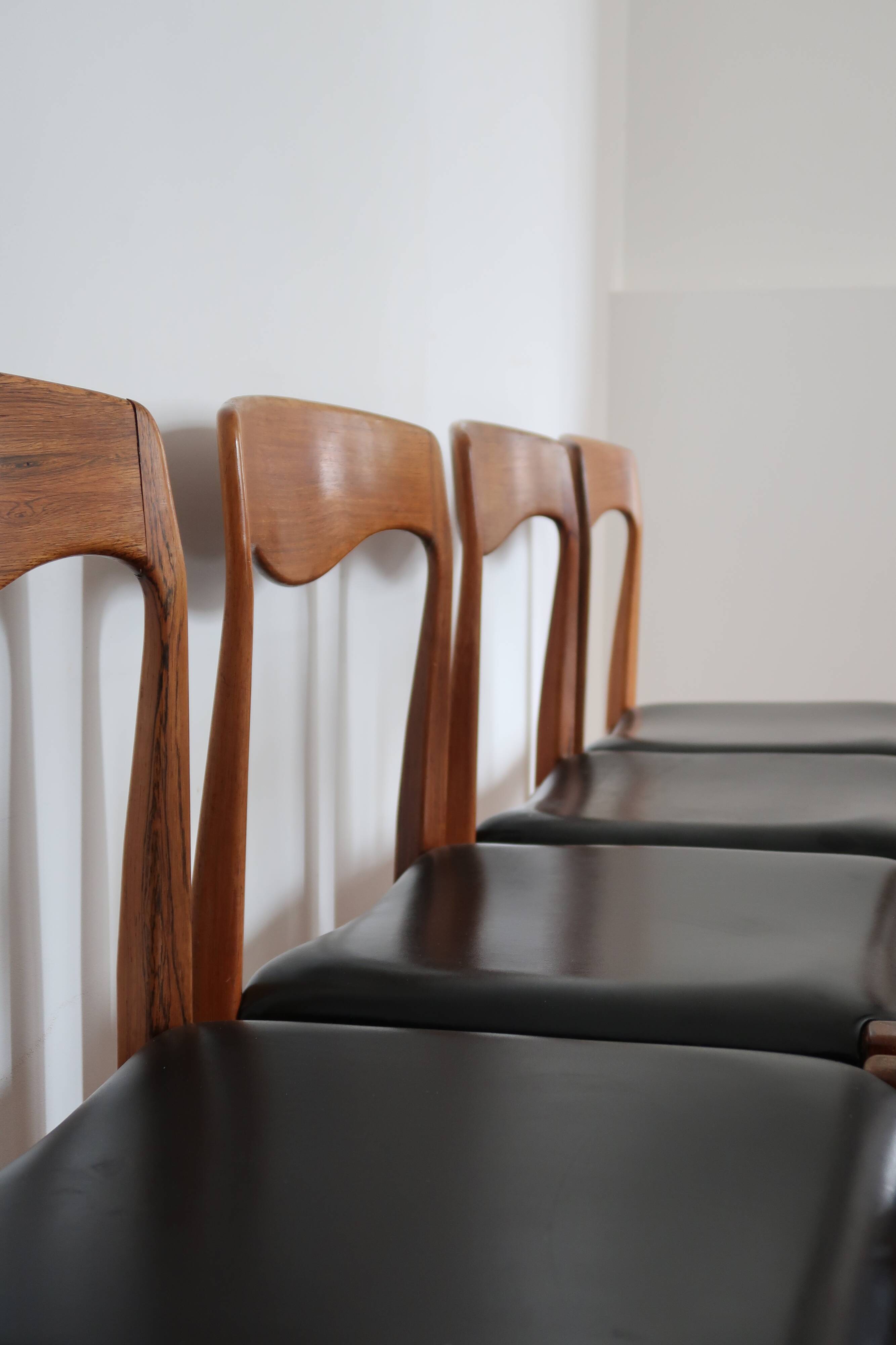 Lot de 8 chaises scandinaves palissandre skaï