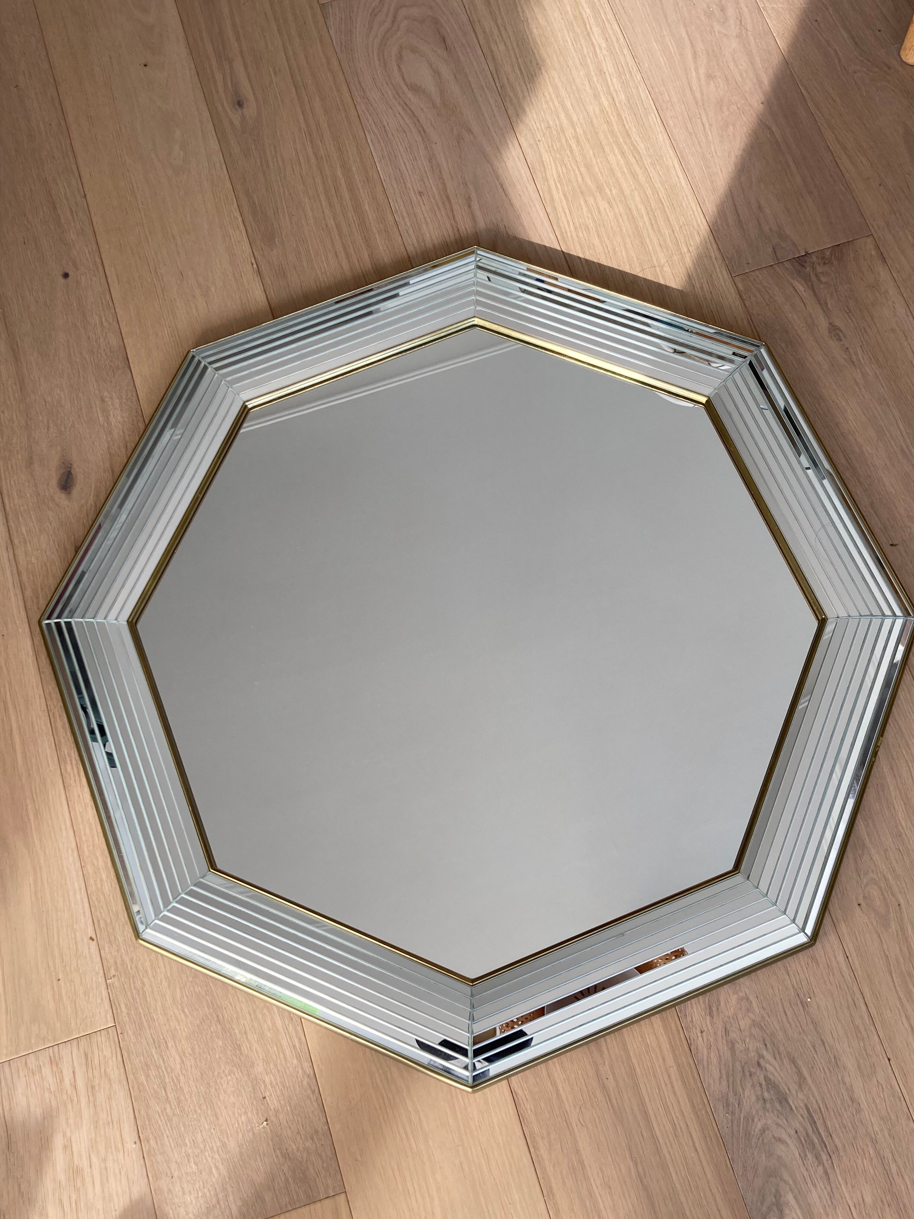 Miroir octogonal en verre années 70