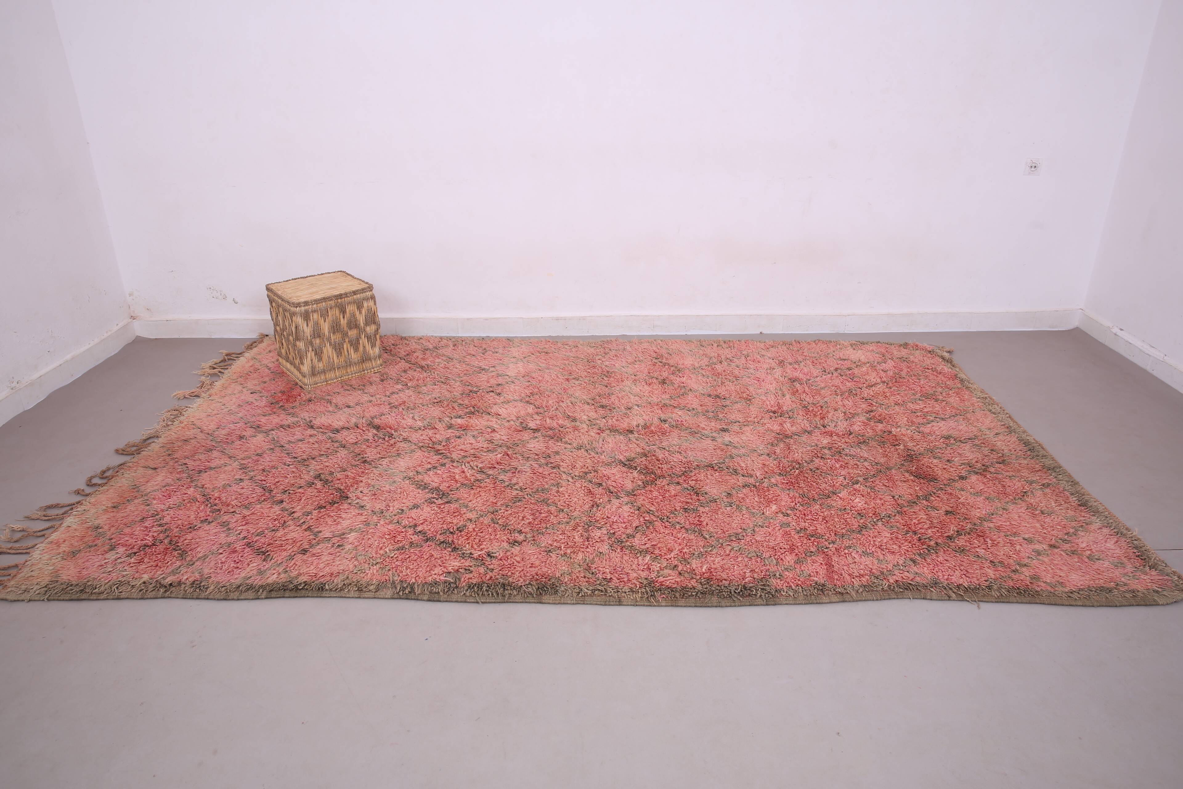 Pink Vintage Moroccan Rug 204 x 340 cm - Berber Wool Rug - Handmade Rug Boh
