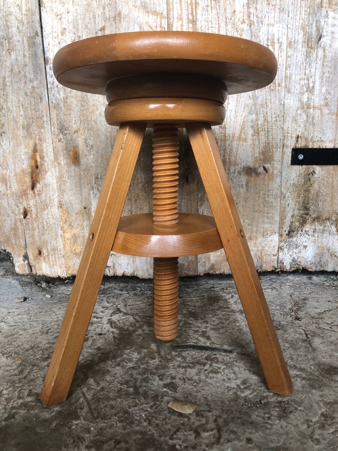 Vintage Light Wood Tripod Screw Painter's Stool #A632