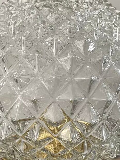 Table lamp diamond tip globe