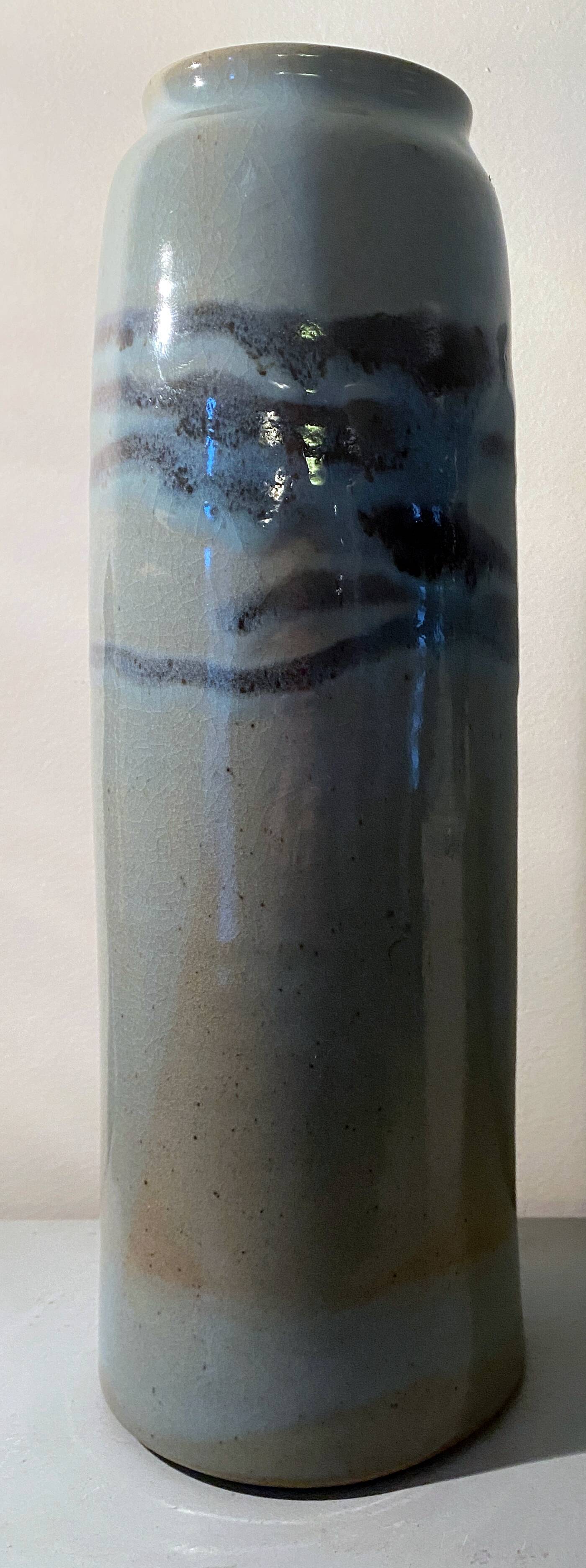 Vase scroll Senozan Tournus stamped ceramic Art