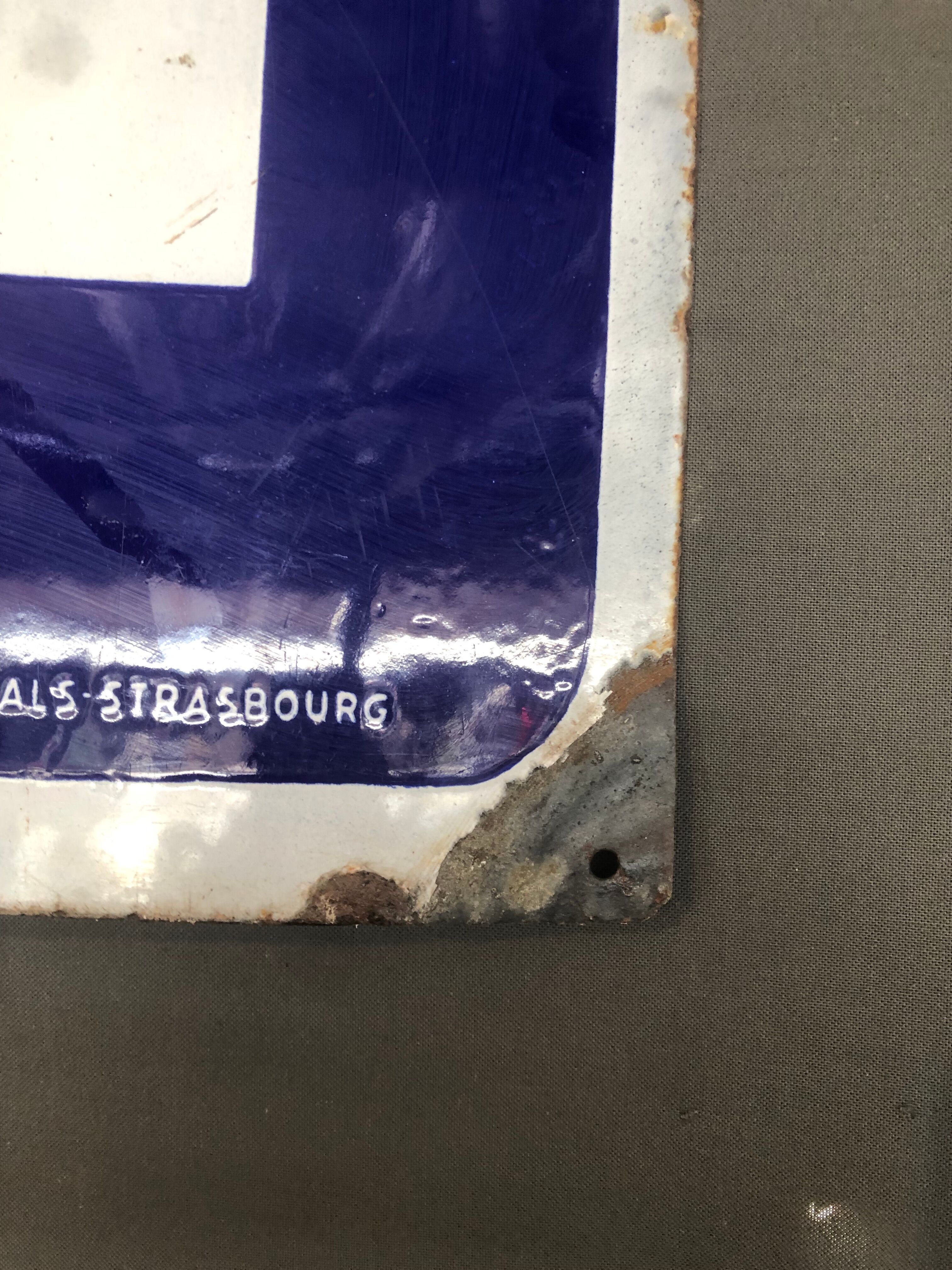 Enamelled plate "Chocolat Louit"