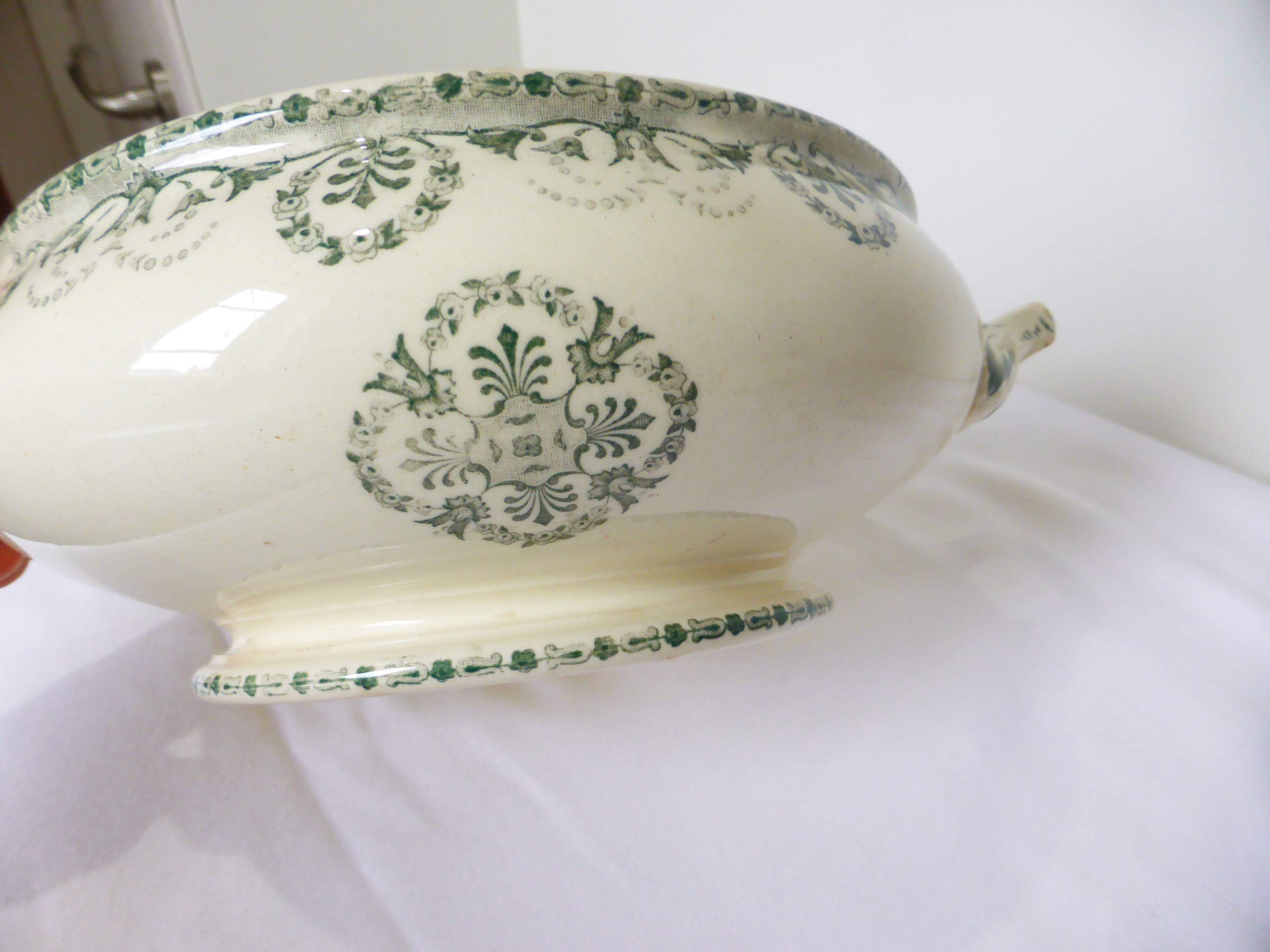 1 tureen in baker's iron clay model Iena 221038
