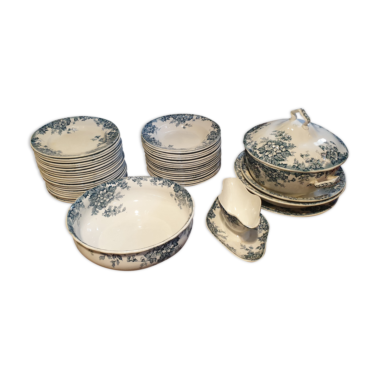 Earthenware service st amand early twentieth century