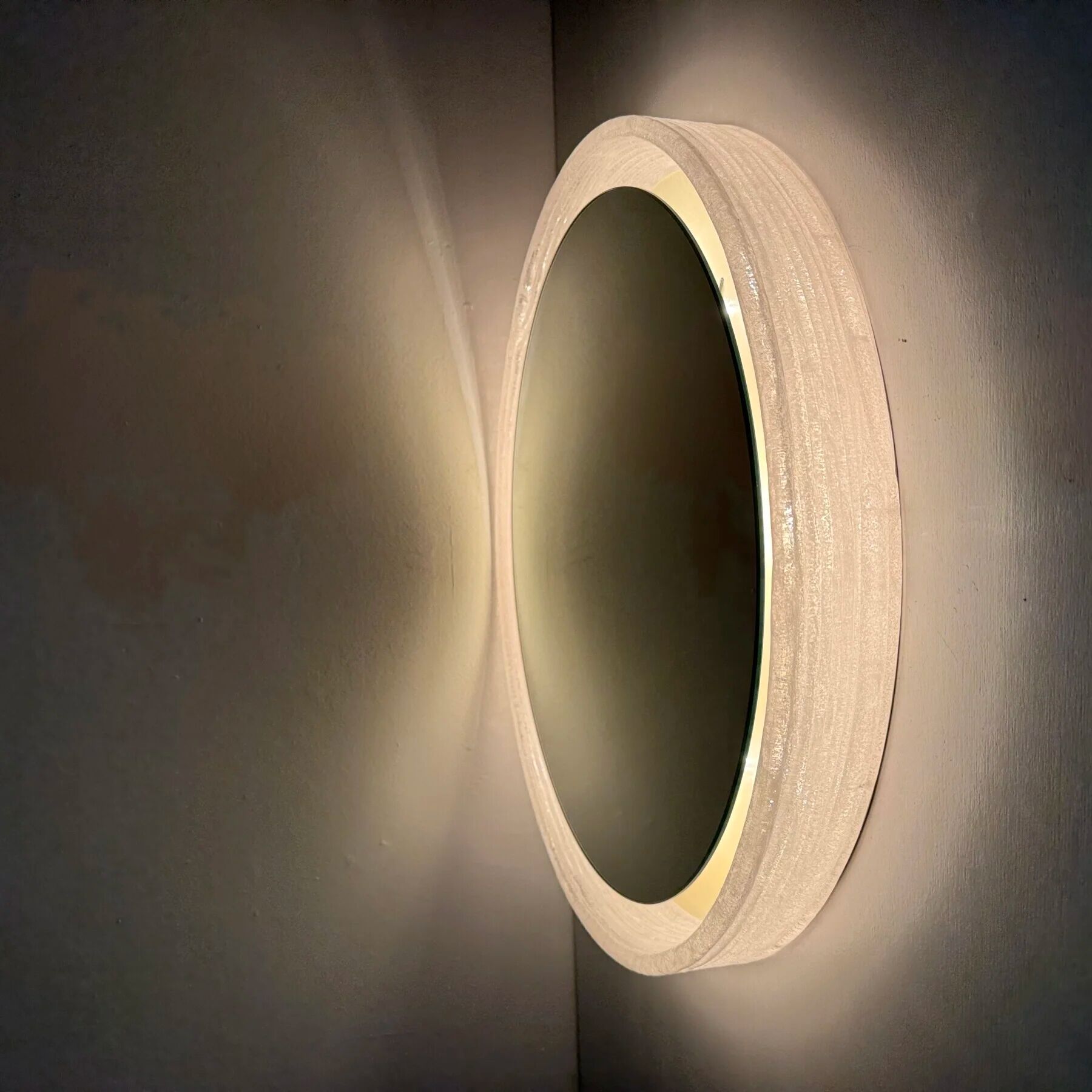 Hillebrand lucite illuminated mirror, 1970s