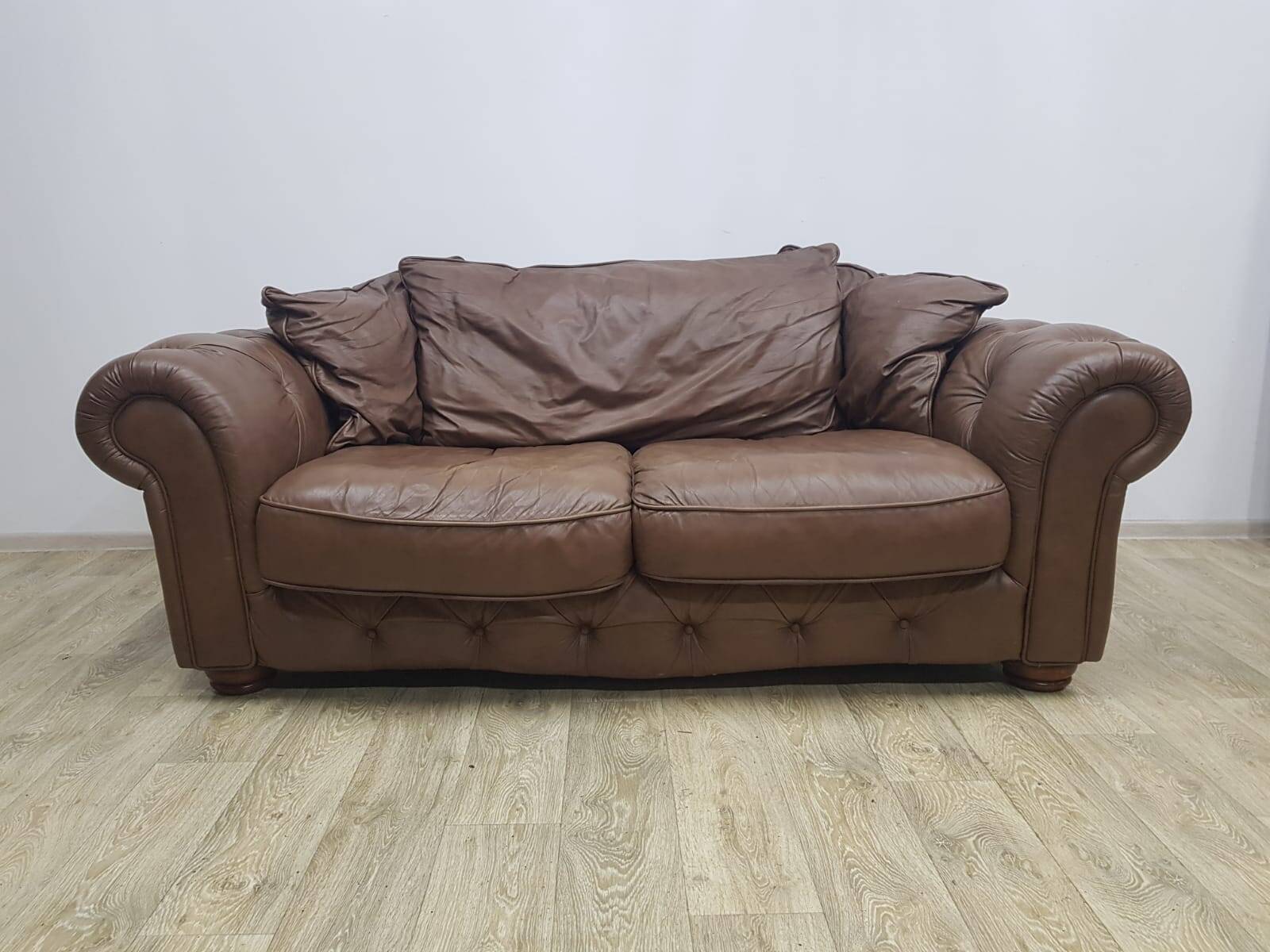 Mid-Century, Chesterfield sofa, natural leather