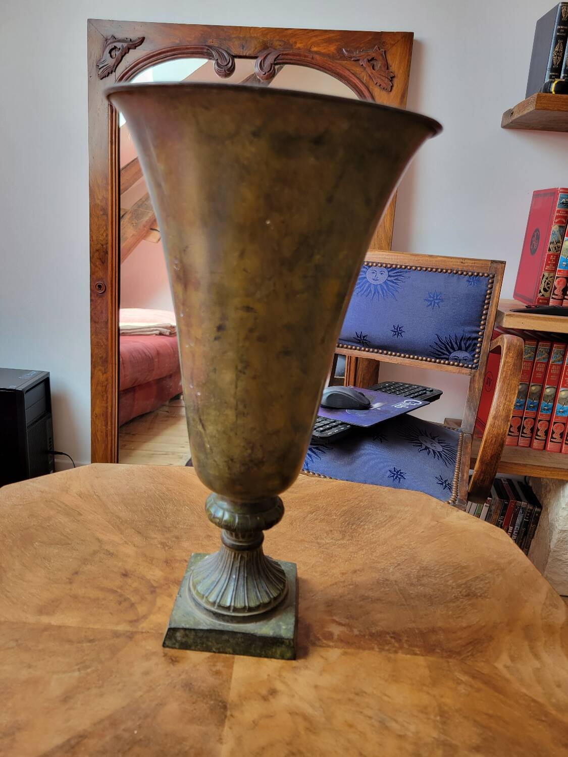 Medici bronze vase