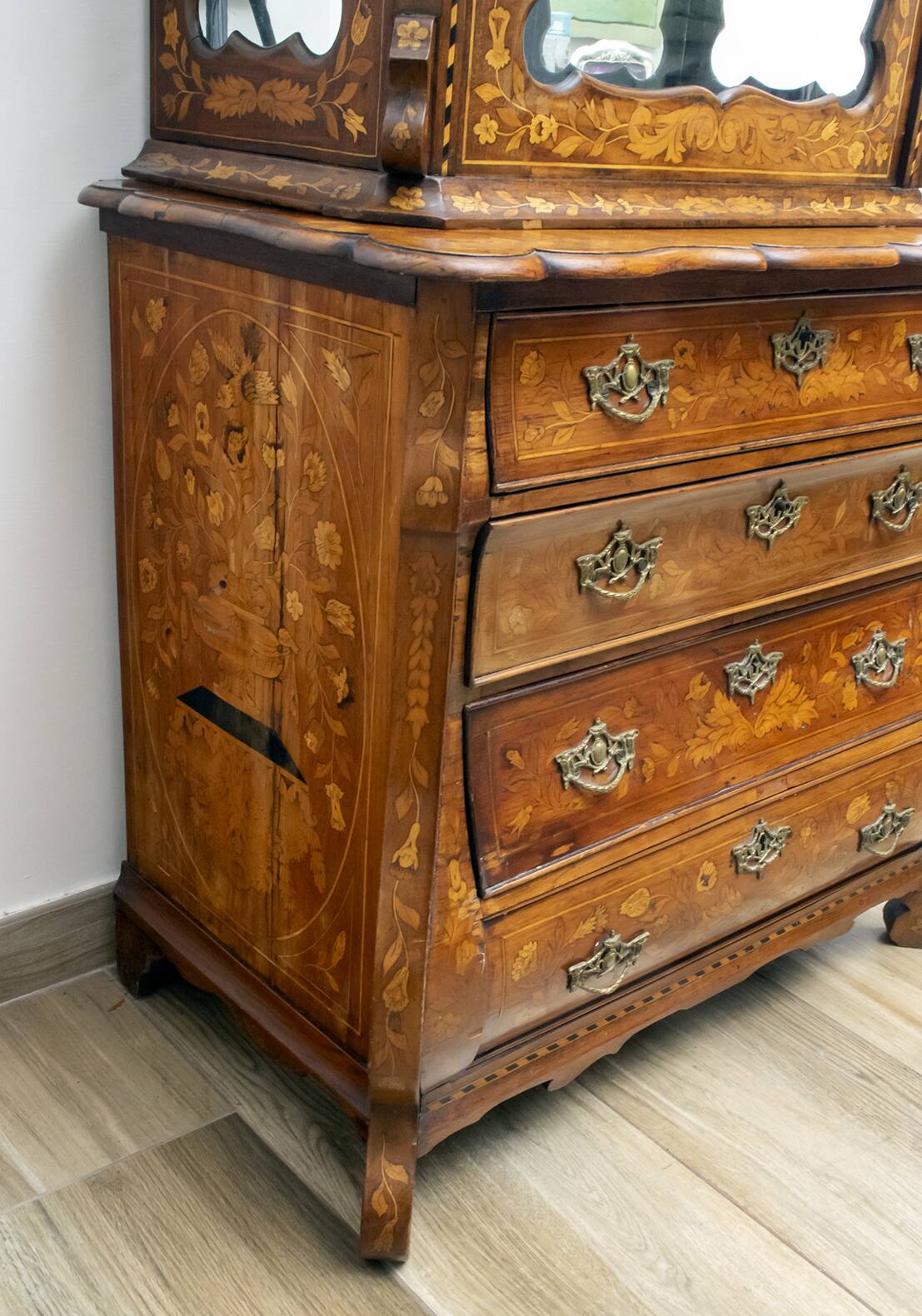 18th Century Dutch Trumeau Walnut with Maple Wood Inlays, Netherlands, 1760