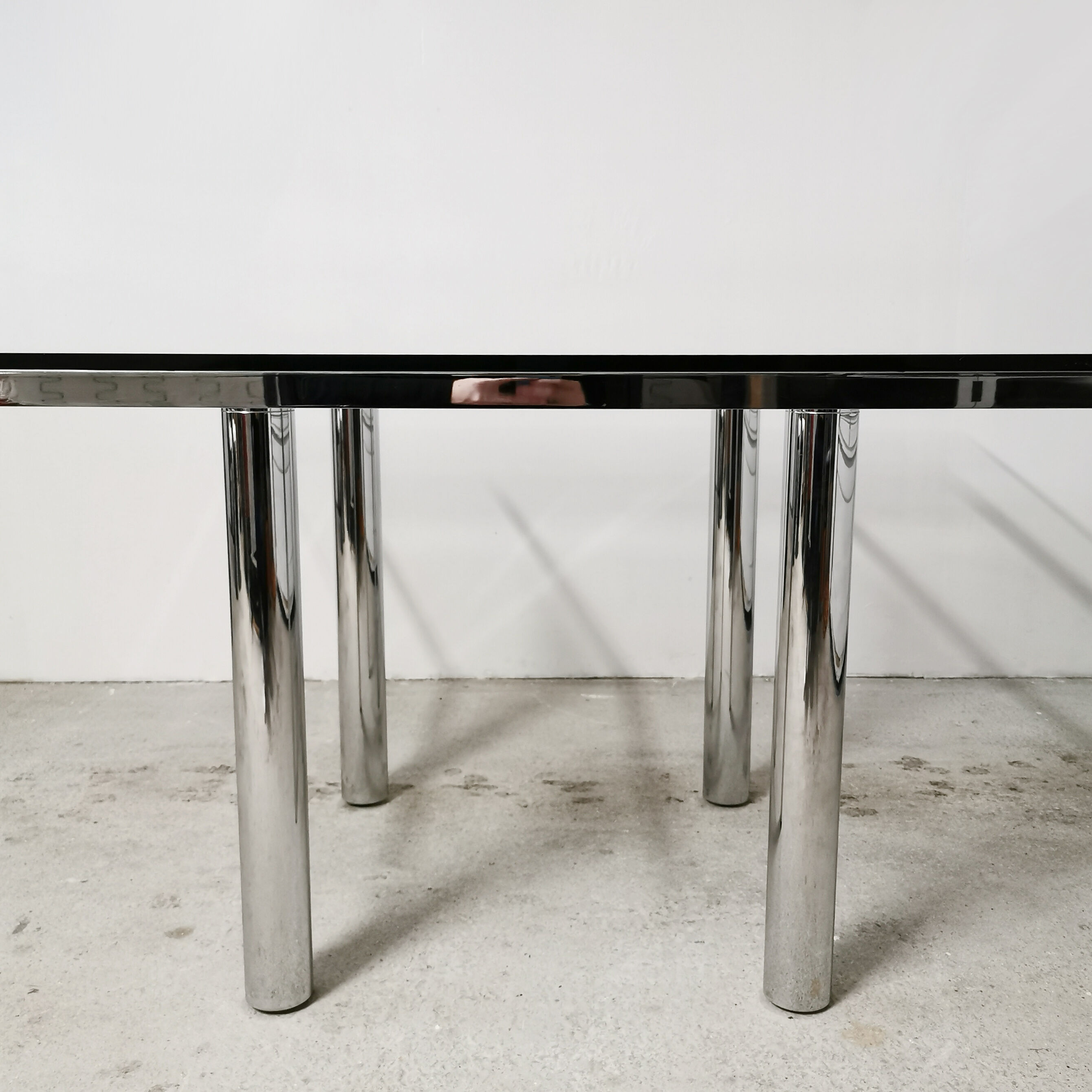 Tobia Scarpa's "André" dining table for Knoll, 2000