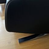 Black leather Steiner sofa