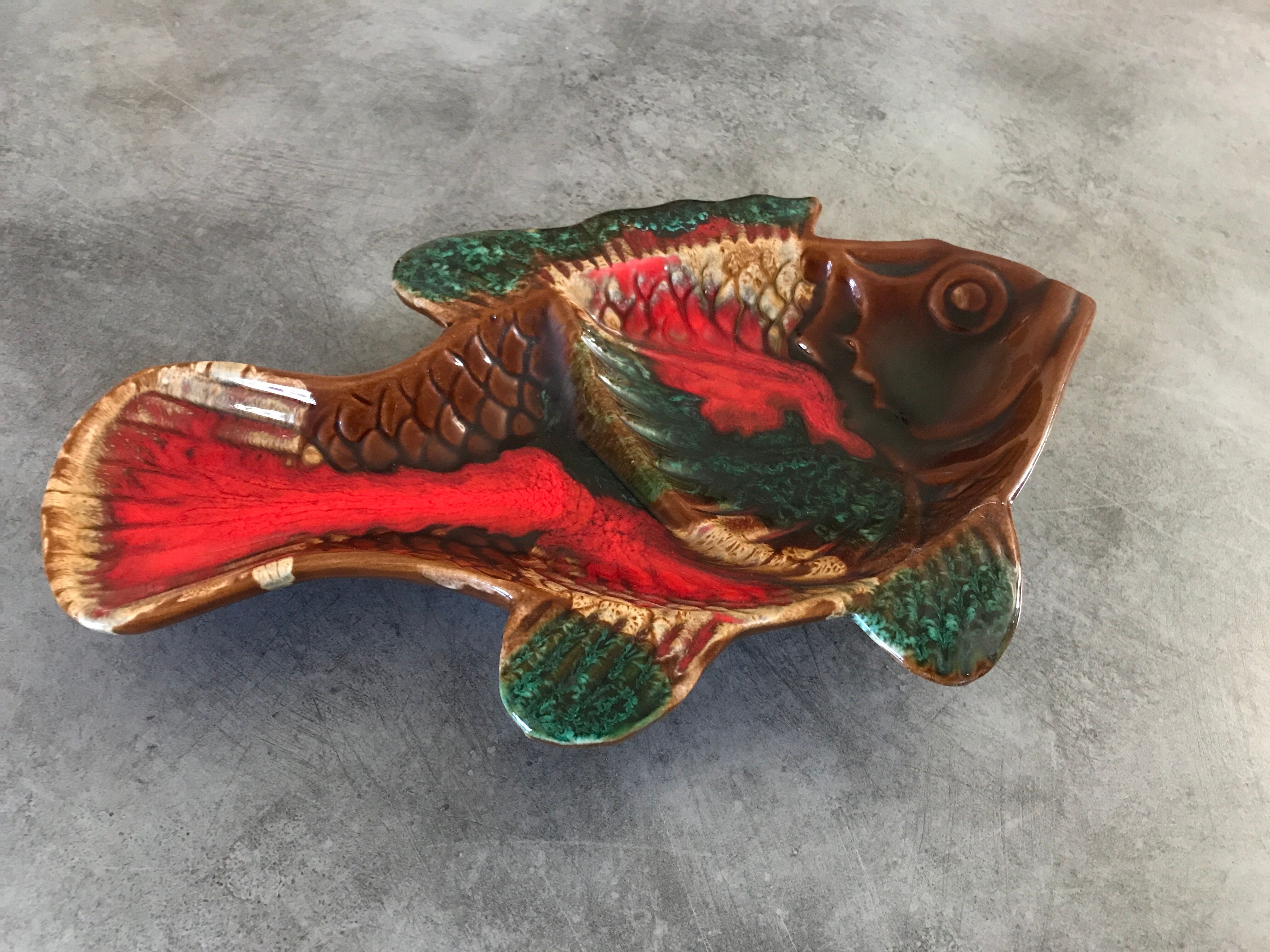 Dish with compartments for aperitif in Vallauris ceramic, vintage fish shape, 34 cm