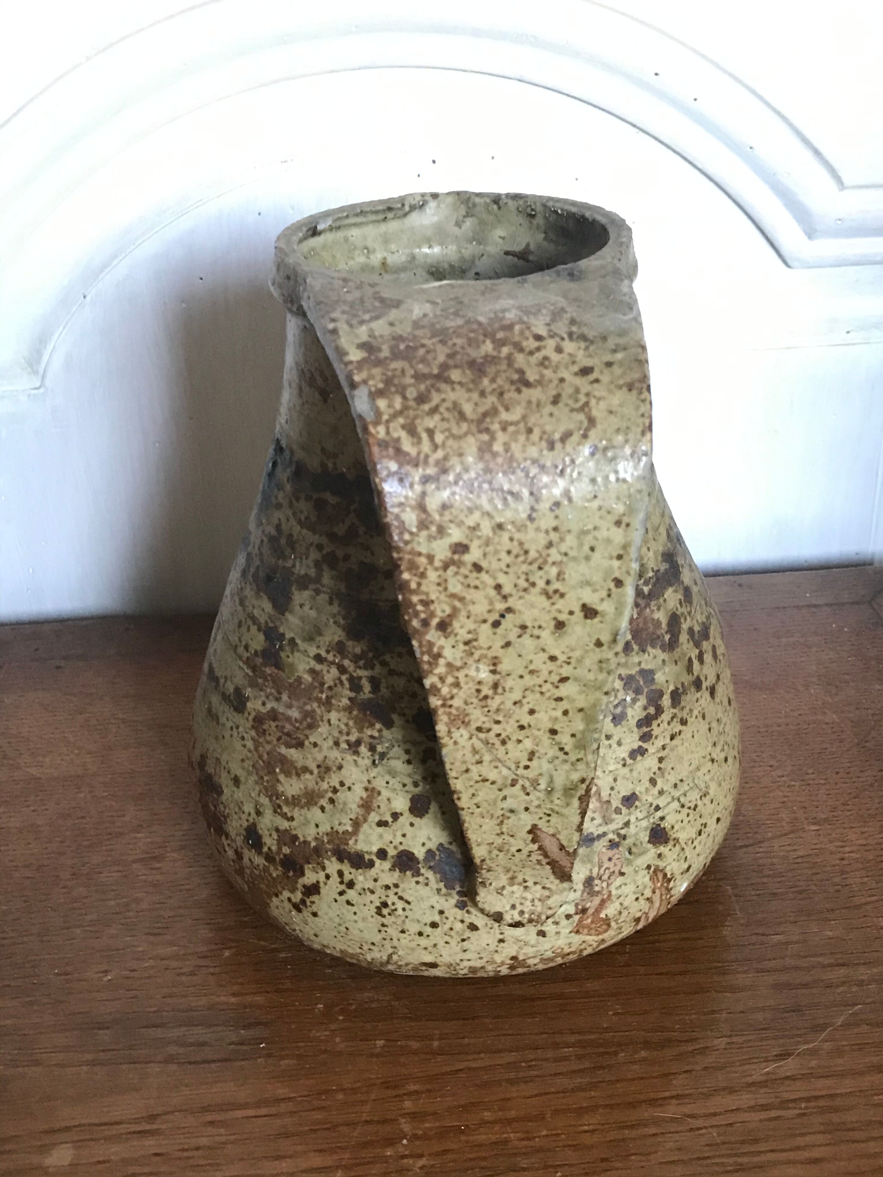 125 cl vintage sandstone pitcher
