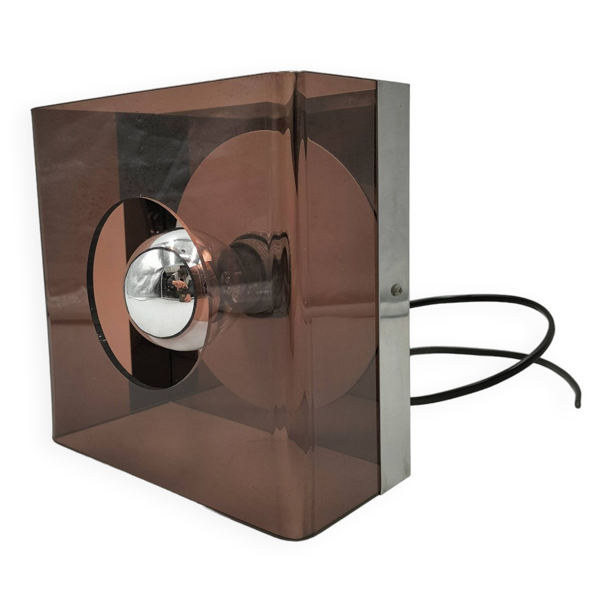 “Disco” wall lamp by Jocelyne Trocmé