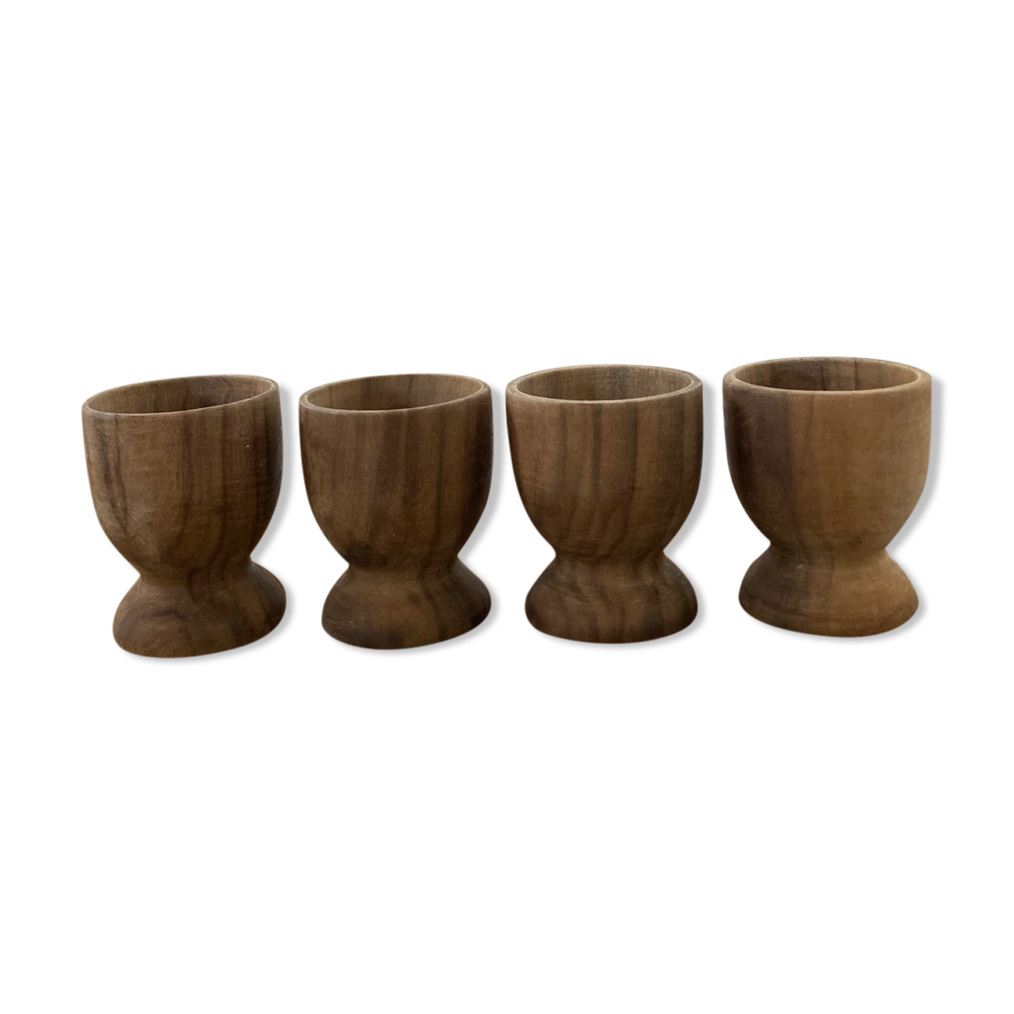 4 wooden cockroaches