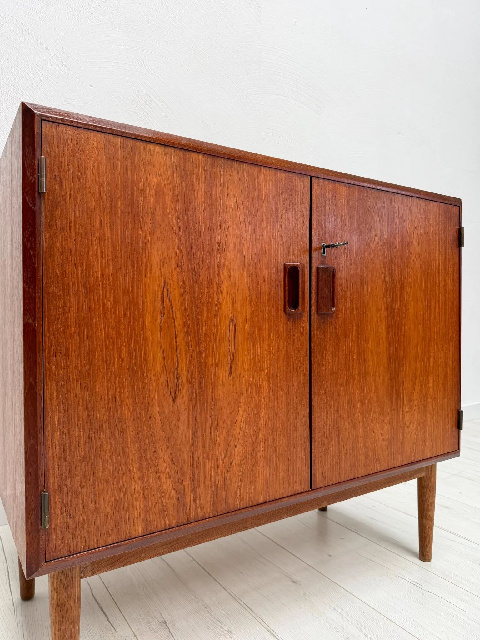 1960s Danish mid-century teak sideboard by Børge Mogensen