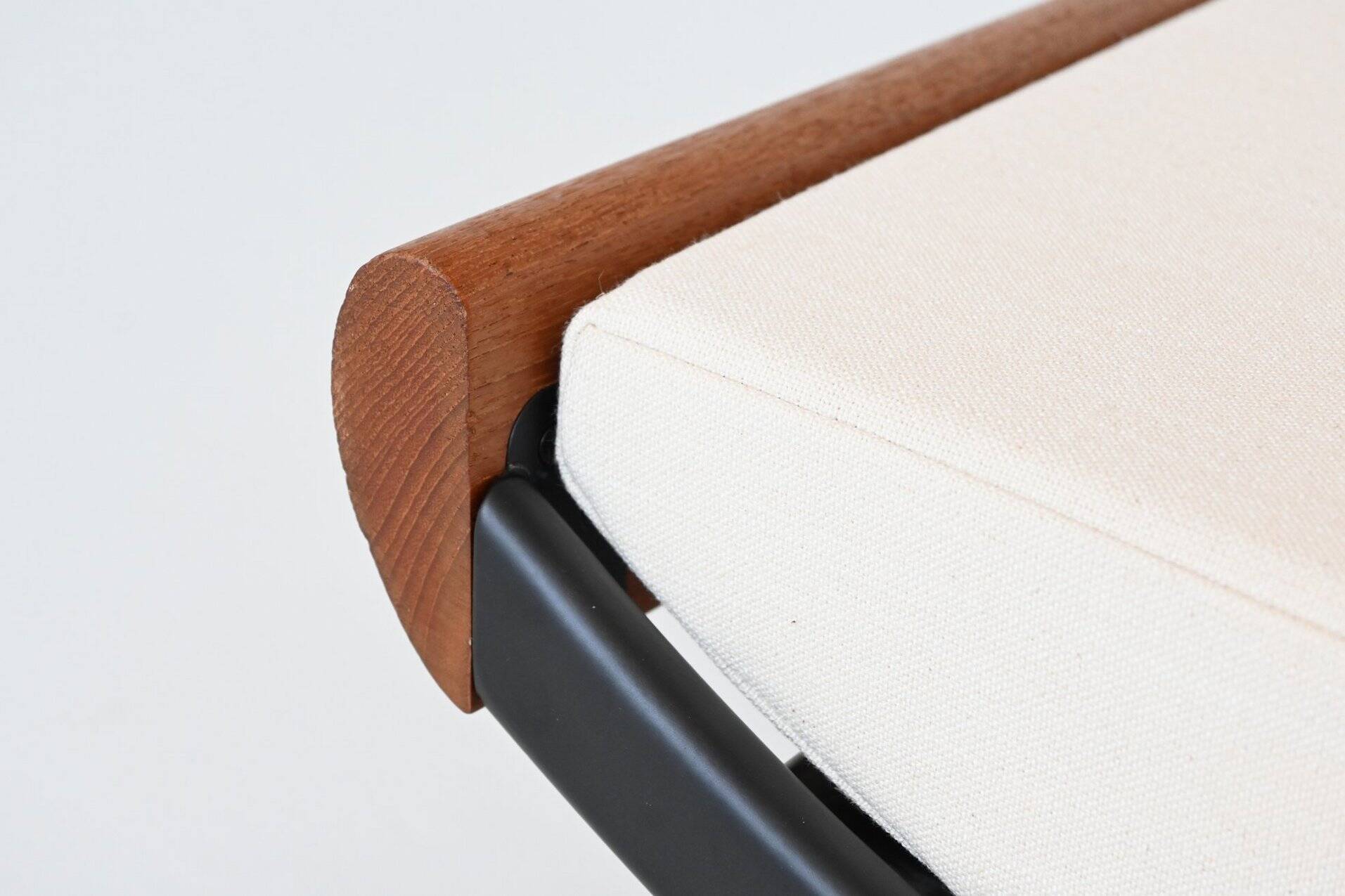 Dick Cordemeyer Lit de repos Cléopâtre en lin blanc Auping Pays-Bas 1954