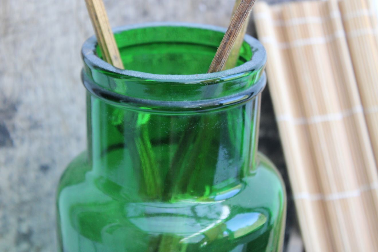 Glass jar