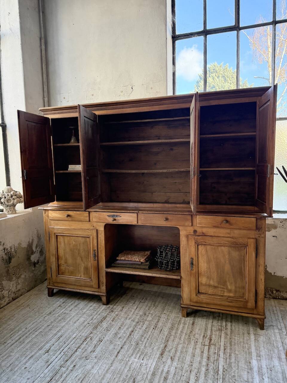 Mountain walnut furniture XXL 1900