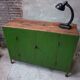 Comptoir industriel en acier vert