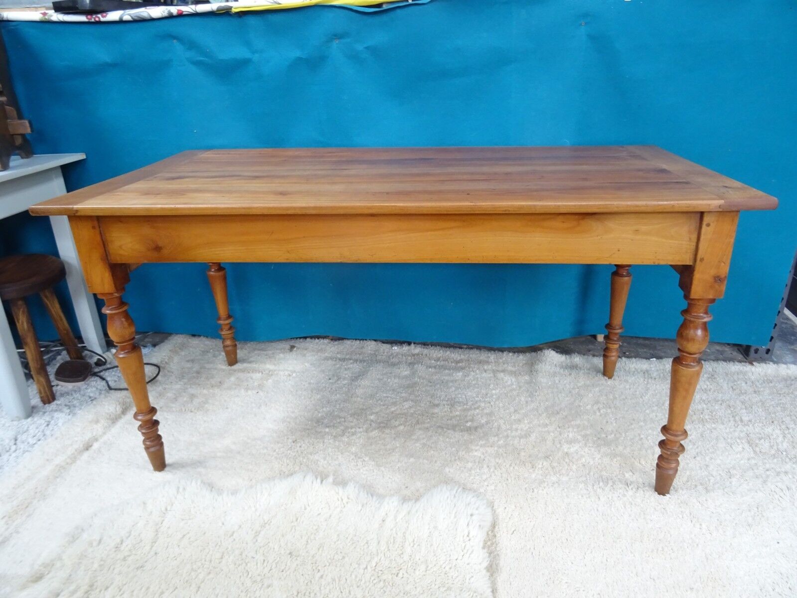 Table de ferme en bois fruitier