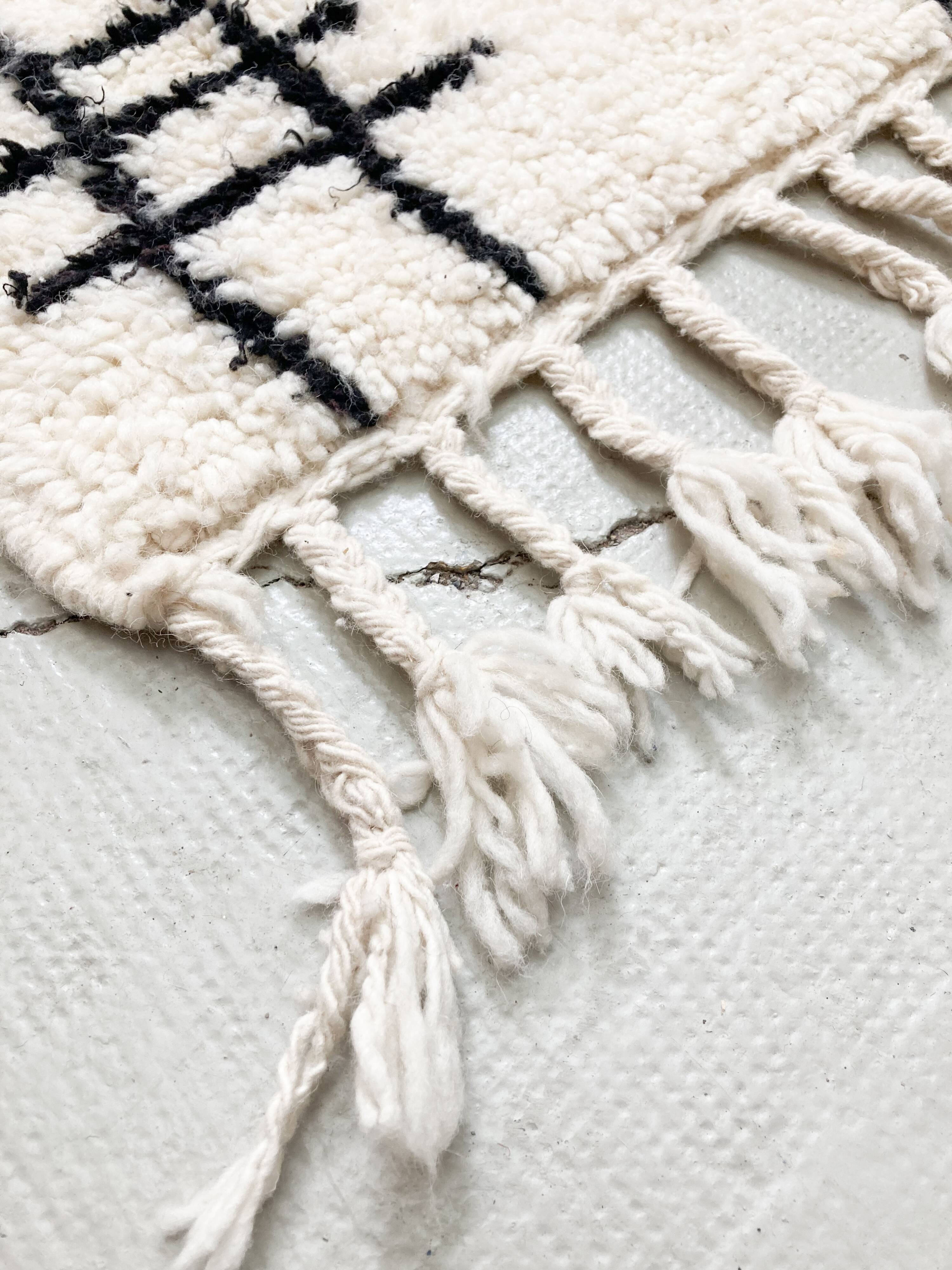 New Beni Ouarain Moroccan Berber rug with black graphic patterns