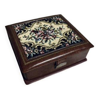 Jewelry box vintage embroidery case