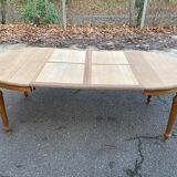 Extendable round Art Deco dining table, restored in solid oak, circa 1950, 280cm